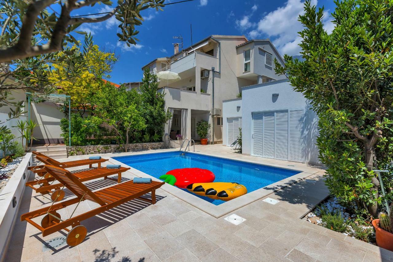 Apartment Mediteraneo Макарска Экстерьер фото