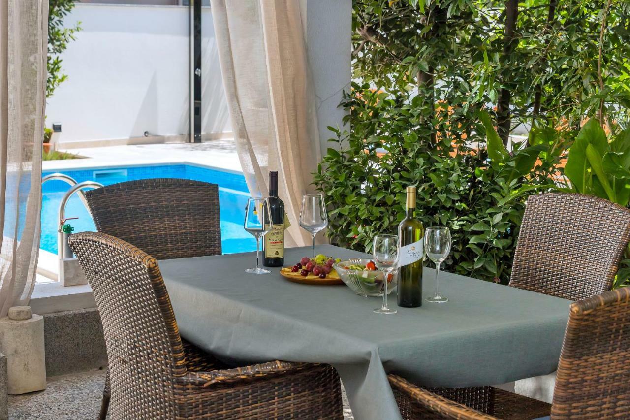 Apartment Mediteraneo Макарска Экстерьер фото