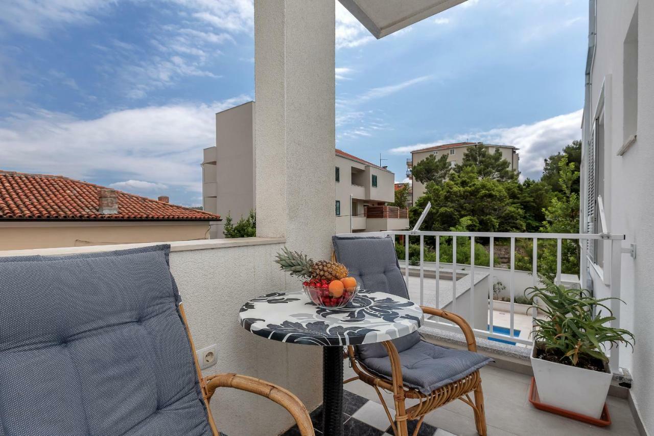 Apartment Mediteraneo Макарска Экстерьер фото