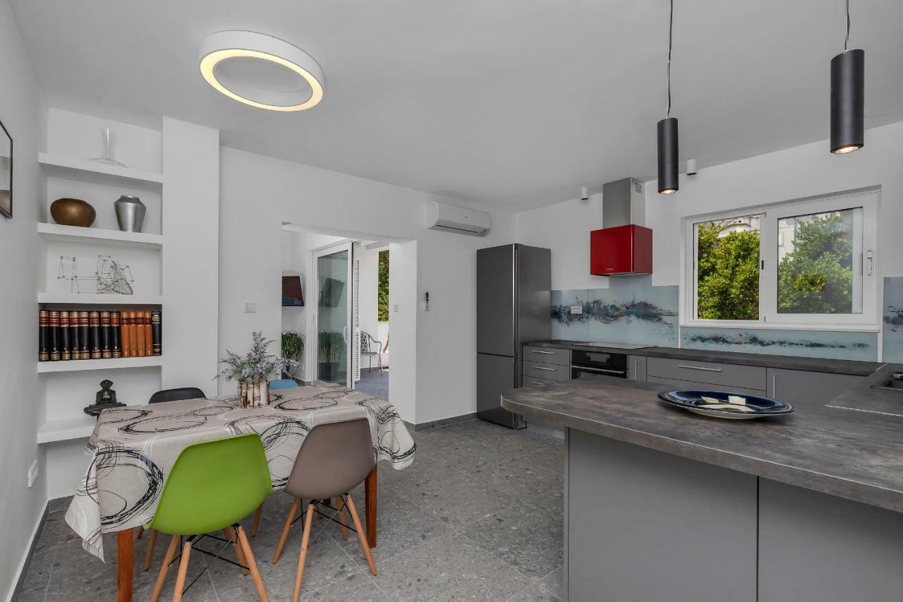 Apartment Mediteraneo Макарска Экстерьер фото