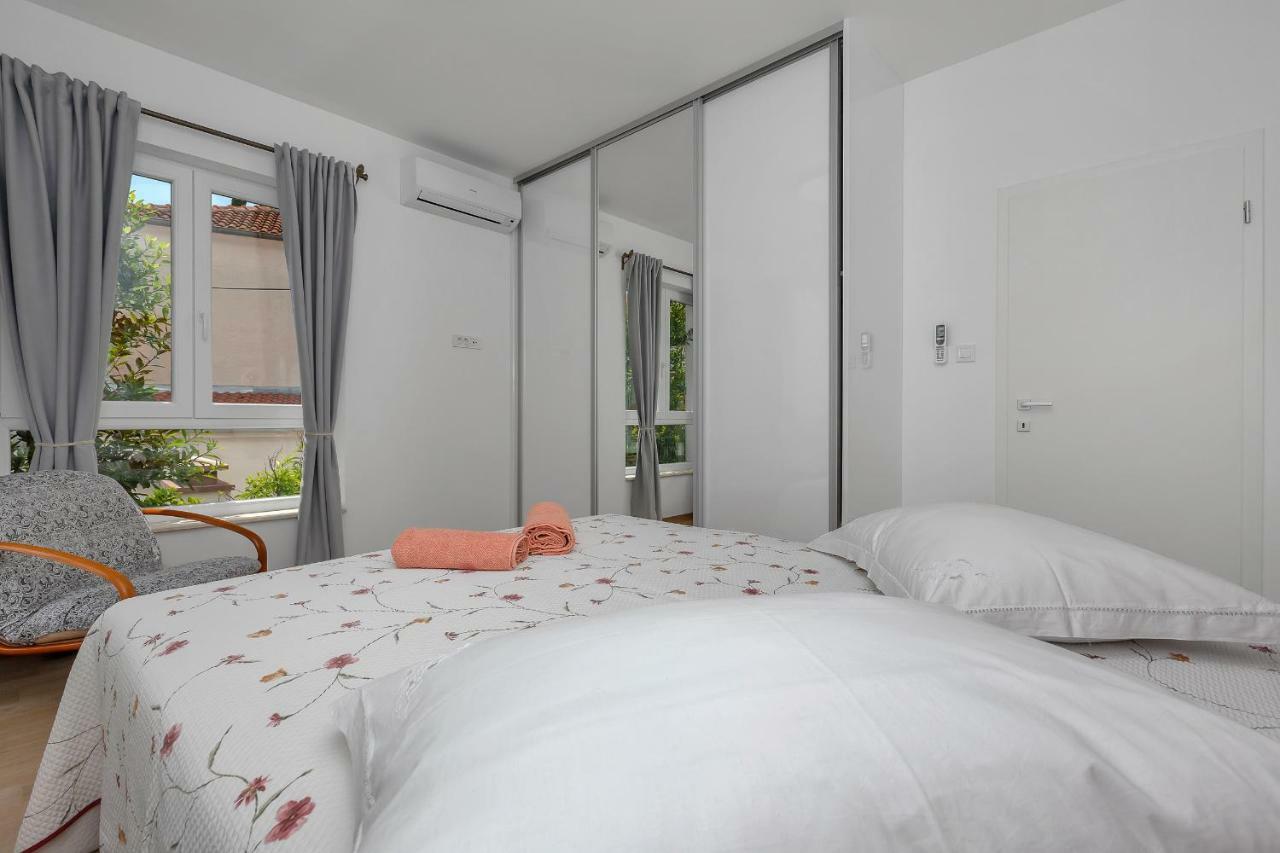 Apartment Mediteraneo Макарска Экстерьер фото
