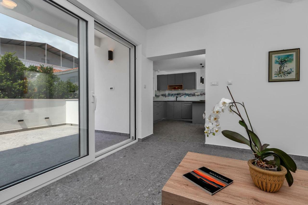 Apartment Mediteraneo Макарска Экстерьер фото