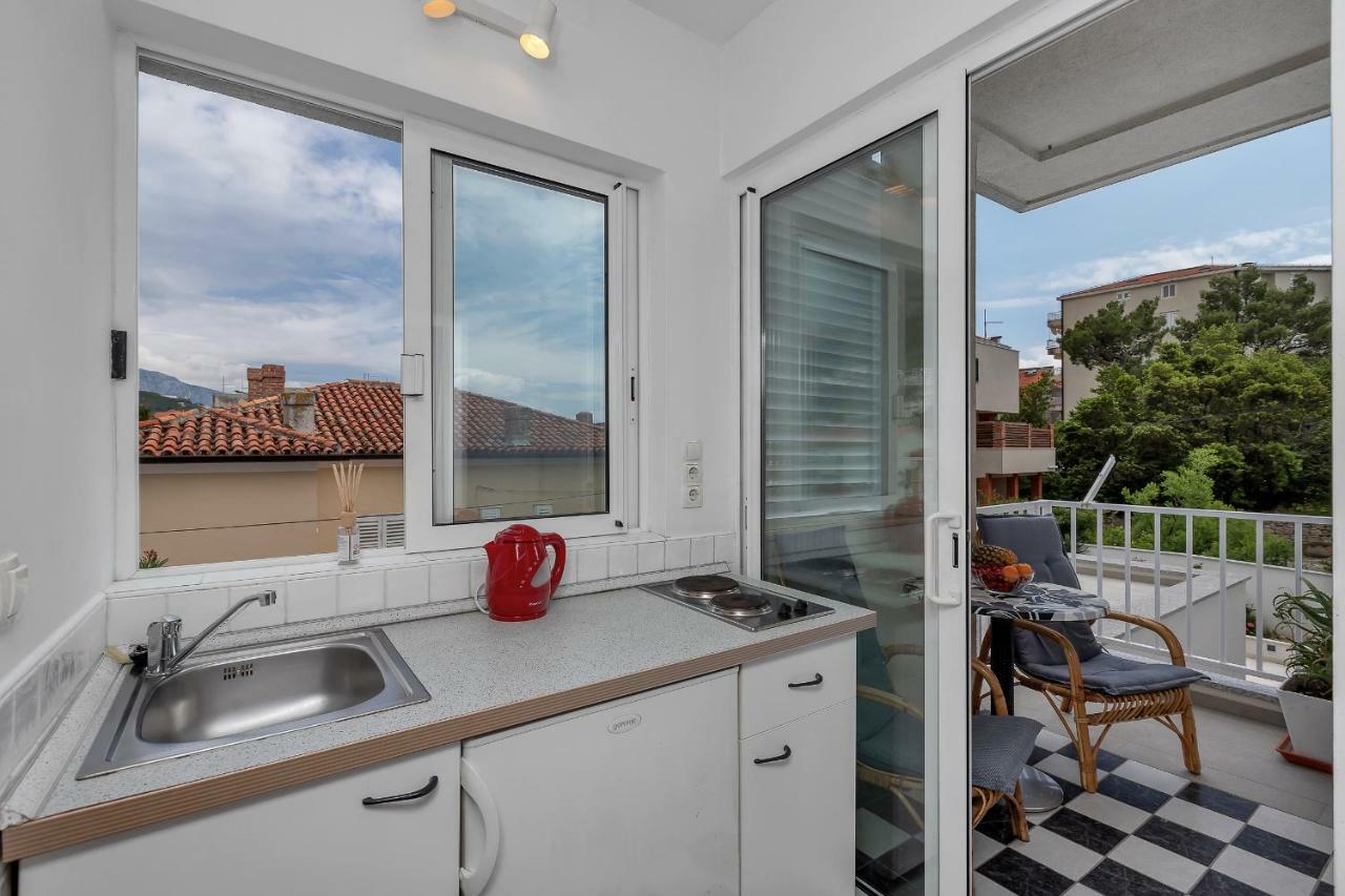 Apartment Mediteraneo Макарска Экстерьер фото