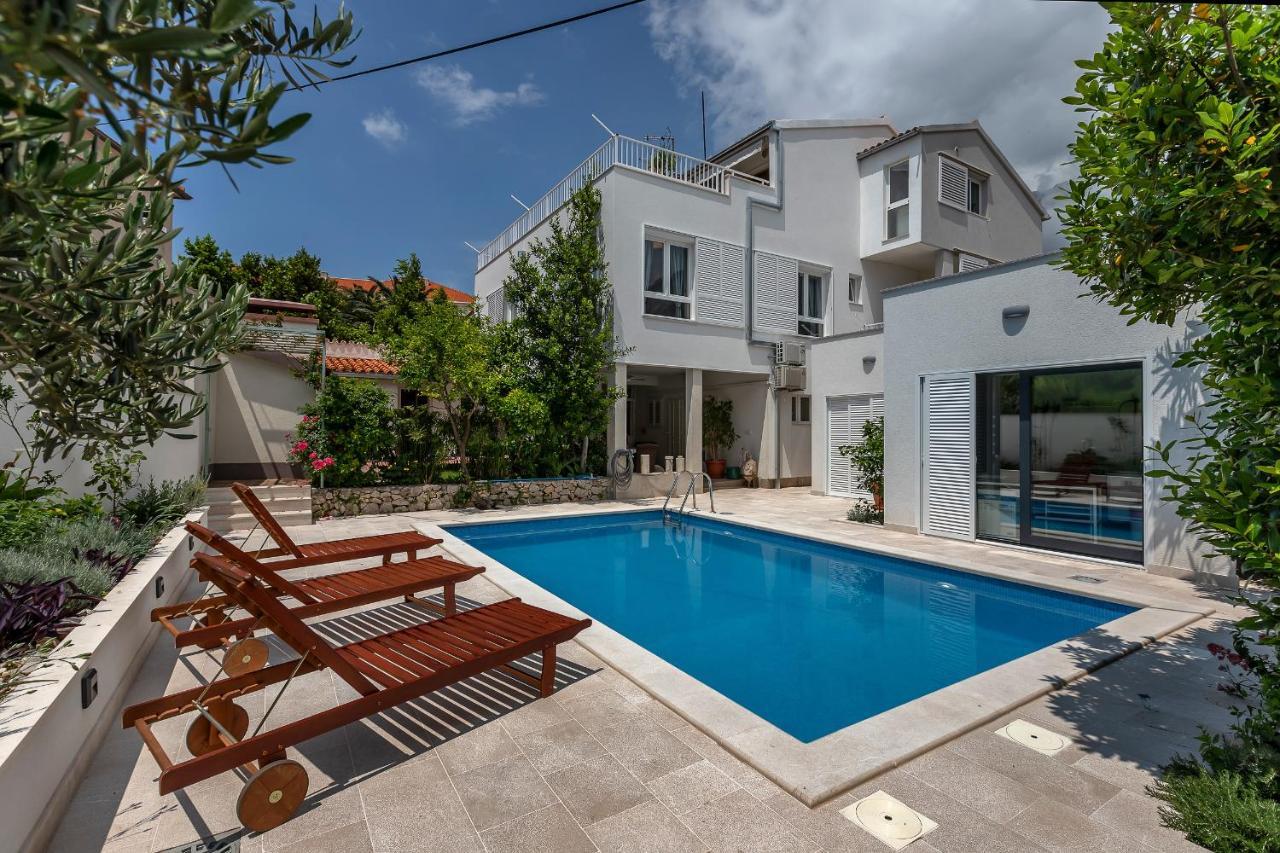 Apartment Mediteraneo Макарска Экстерьер фото
